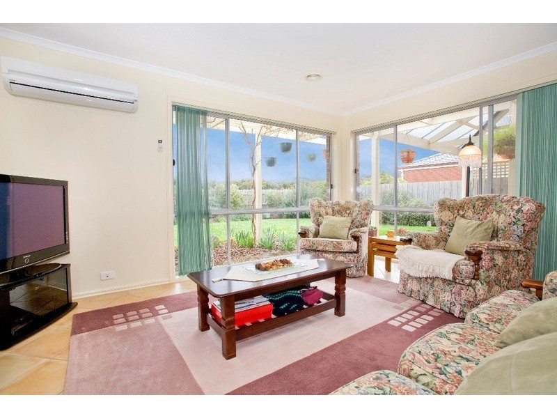 13 Lipson Drive, Lara VIC 3212