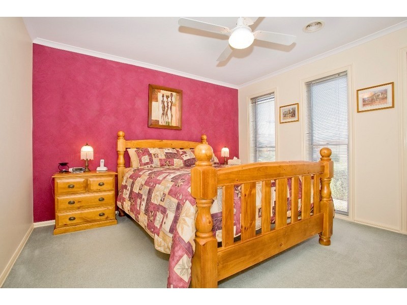 13 Lipson Drive, Lara VIC 3212