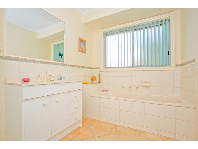 13 Lipson Drive, Lara VIC 3212