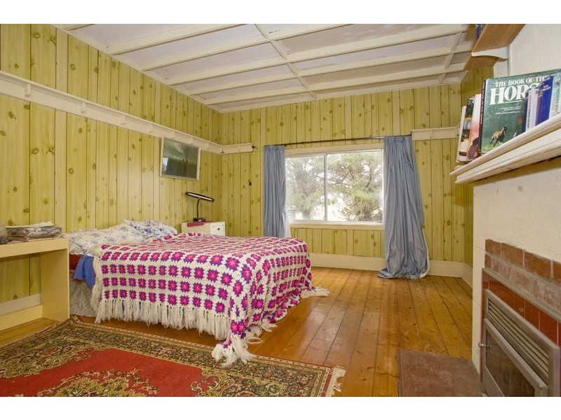 111 Old Melbourne Road, Little River VIC 3211