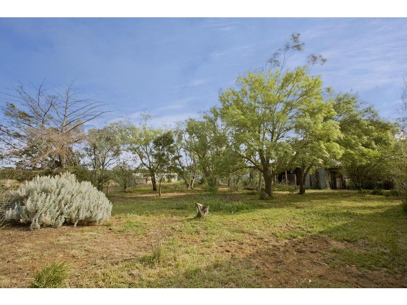 111 Old Melbourne Road, Little River VIC 3211