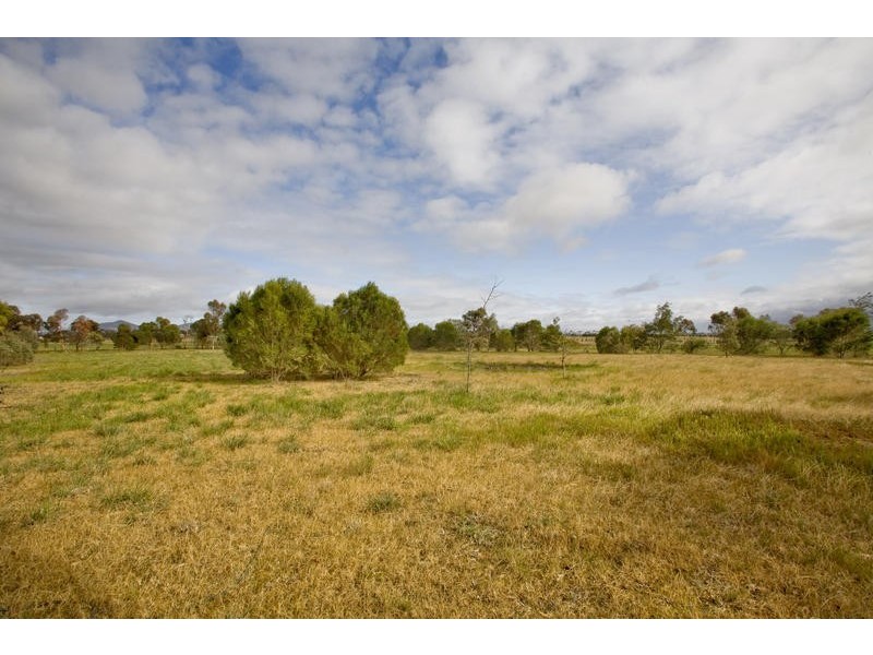 111 Old Melbourne Road, Little River VIC 3211