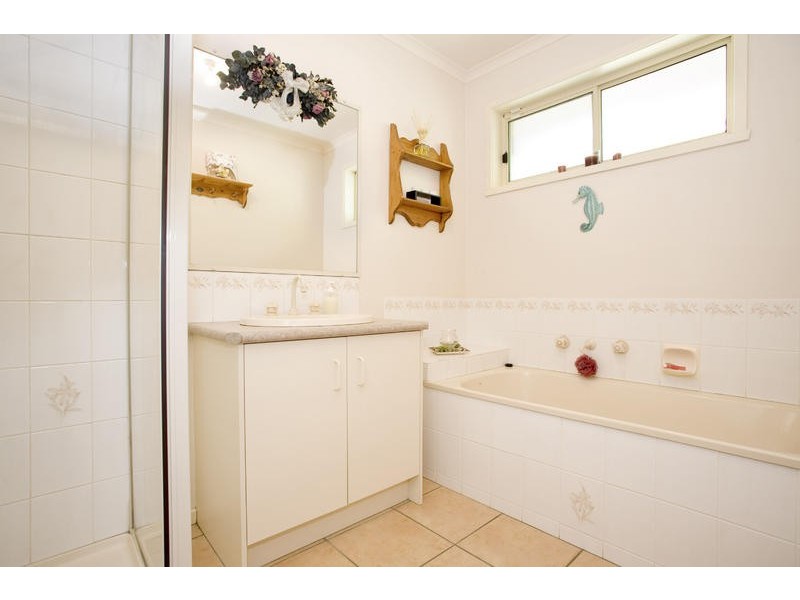 8 Racheal Close, Lara VIC 3212