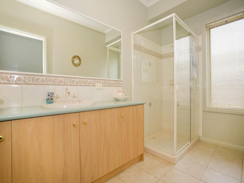 97-99 Blackbird Circuit, Lara VIC 3212