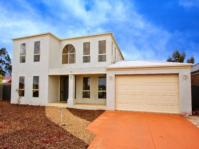 8 Cypress Court, Lara VIC 3212