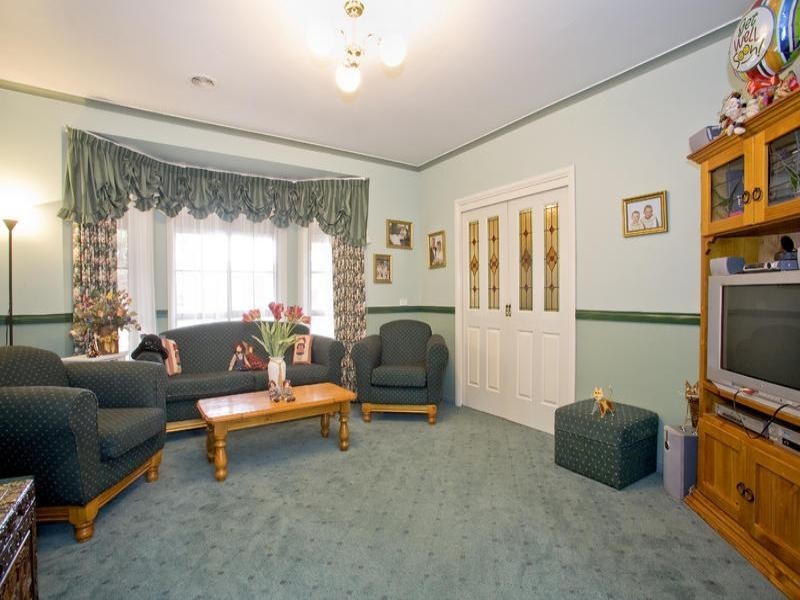 8 Windsor Court, Lara VIC 3212