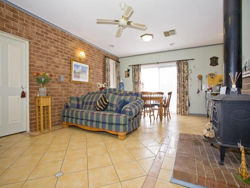 8 Windsor Court, Lara VIC 3212