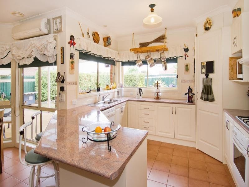 25 Magpie Close, Lara VIC 3212