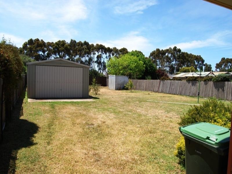 58 Smeaton Close, Lara VIC 3212