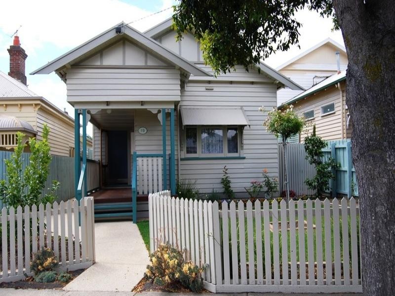 19 Orchard Street, East Geelong VIC 3219