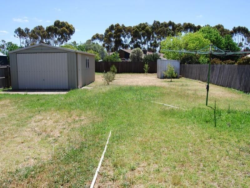 58 Smeaton Close, Lara VIC 3212
