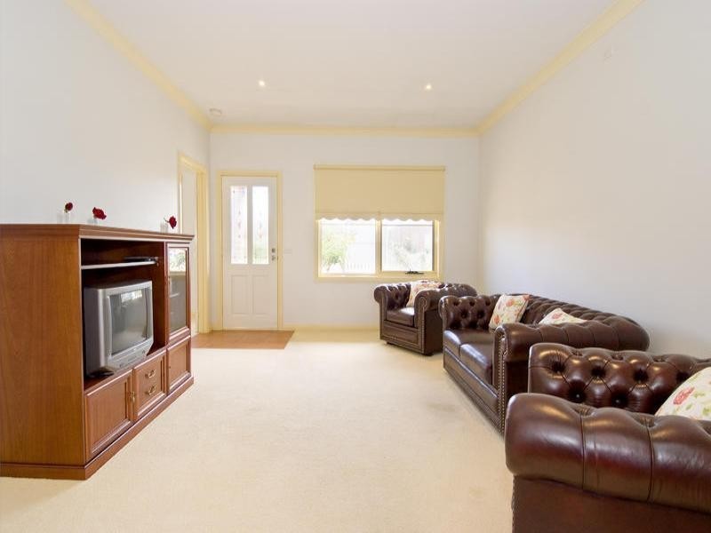 15 Francis Court, Lara VIC 3212