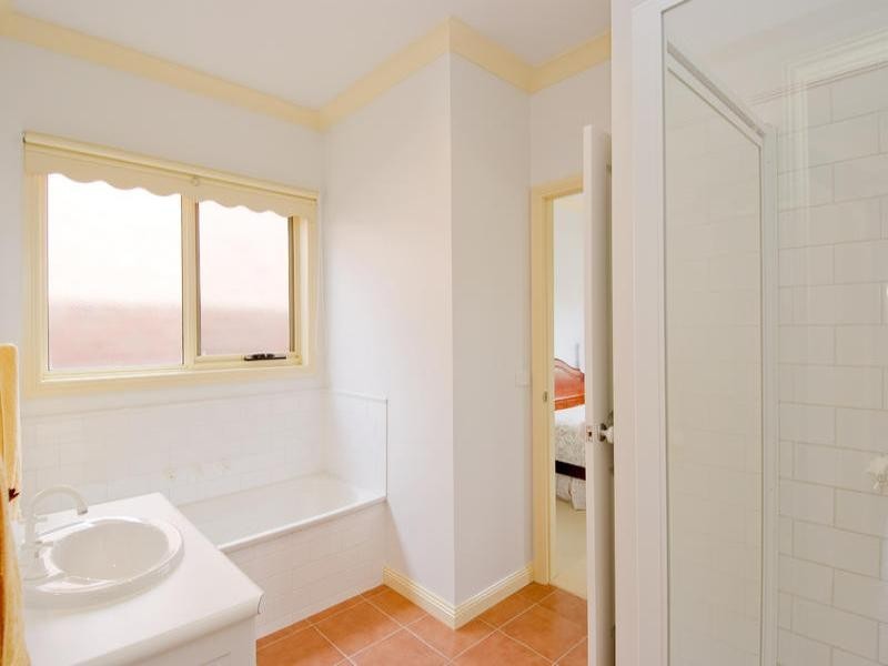 15 Francis Court, Lara VIC 3212