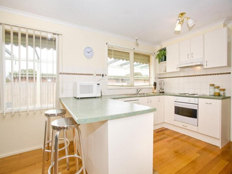 1 Sheeran Crescent, Lara VIC 3212