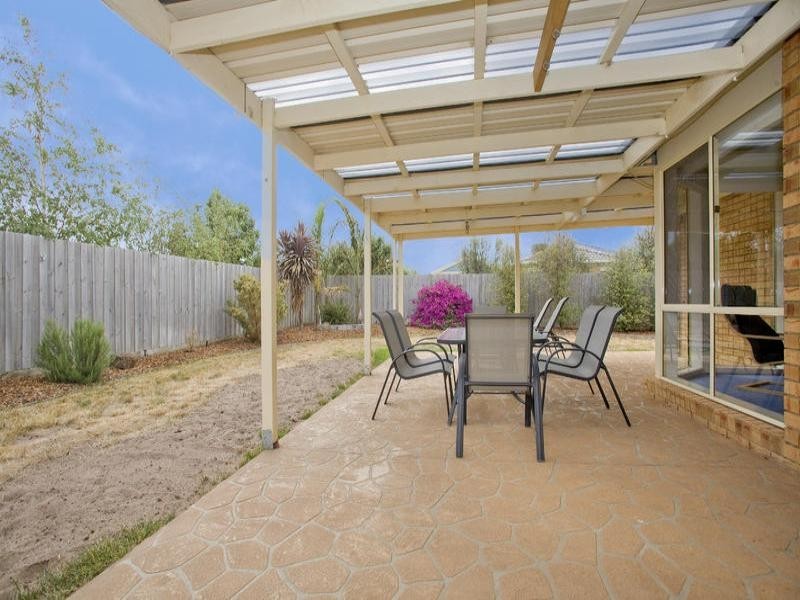 1 Sheeran Crescent, Lara VIC 3212