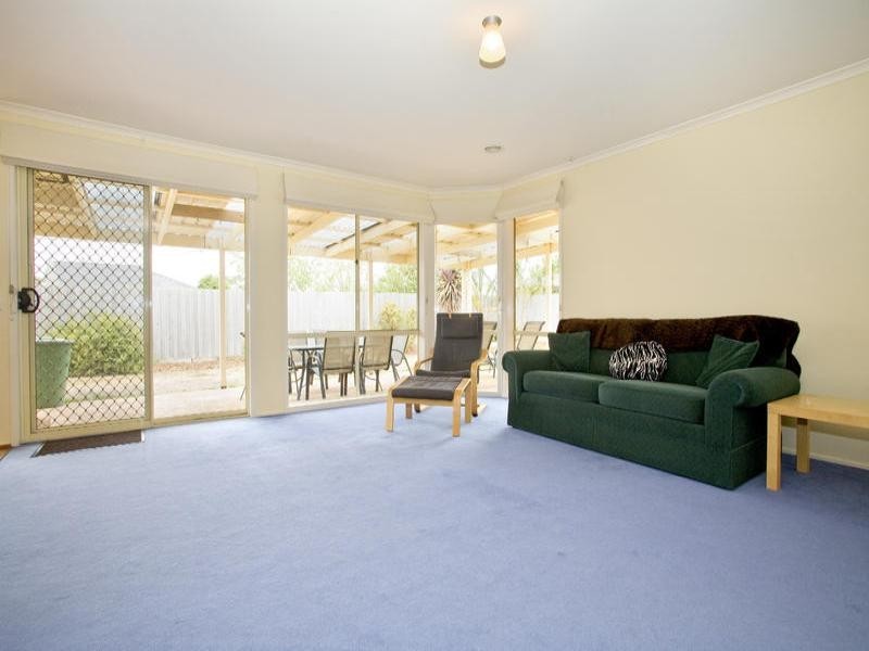 1 Sheeran Crescent, Lara VIC 3212