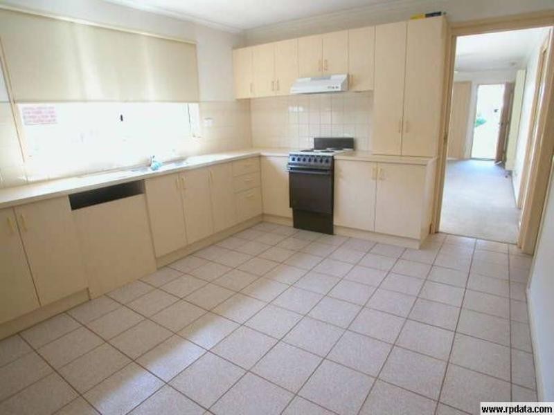 24 Richard Drive, Lara VIC 3212