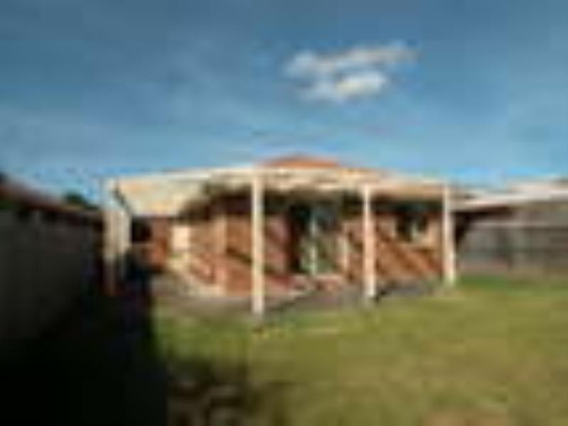 24 Richard Drive, Lara VIC 3212