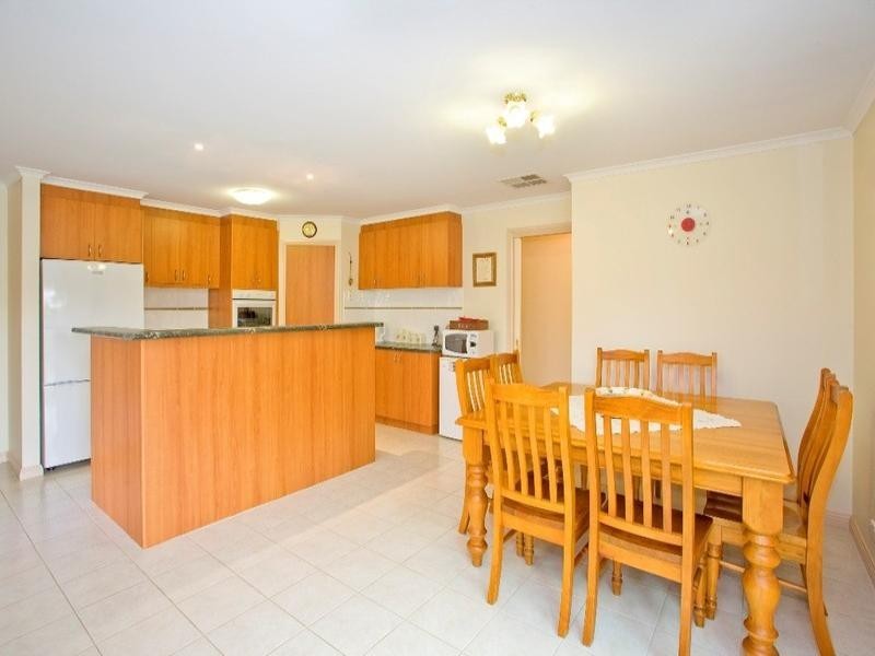 1 Marconi Place, Lara VIC 3212