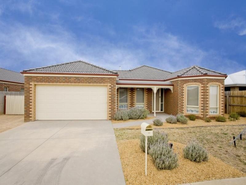 13 Magnolia Court, Lara VIC 3212