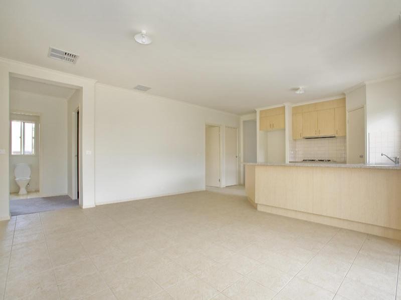13 Magnolia Court, Lara VIC 3212