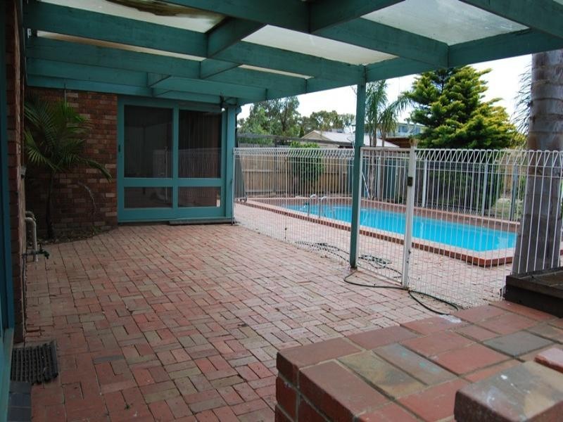 13 Clover Street, Lara VIC 3212