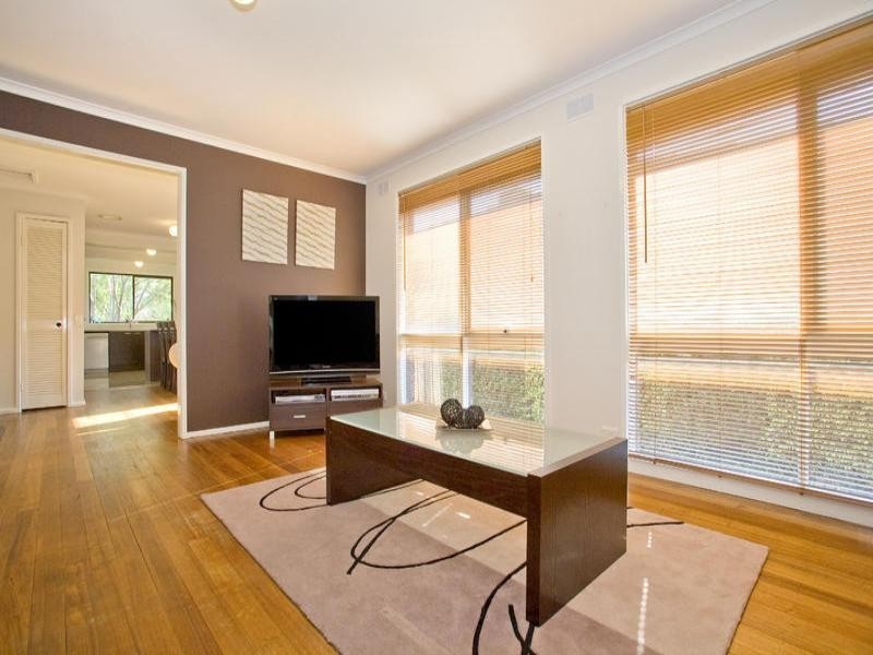 70 Smeaton Close, Lara VIC 3212