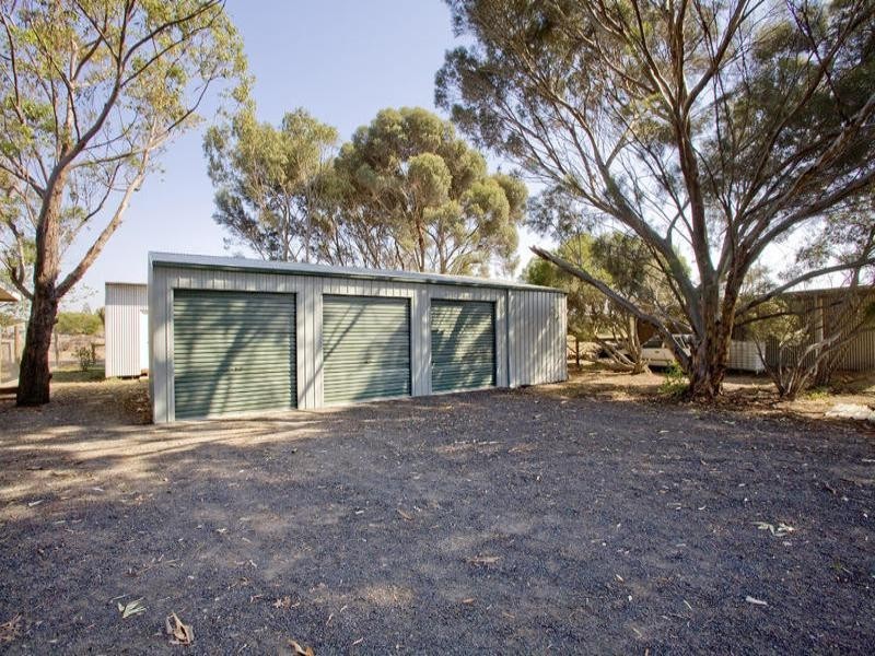 135 Old Melbourne Road, Lara VIC 3212