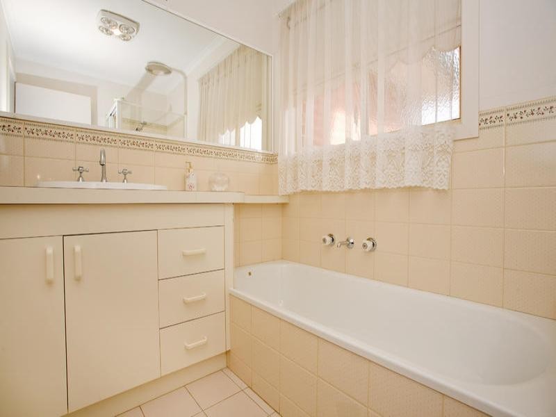 24 Rigel Road, Lara VIC 3212