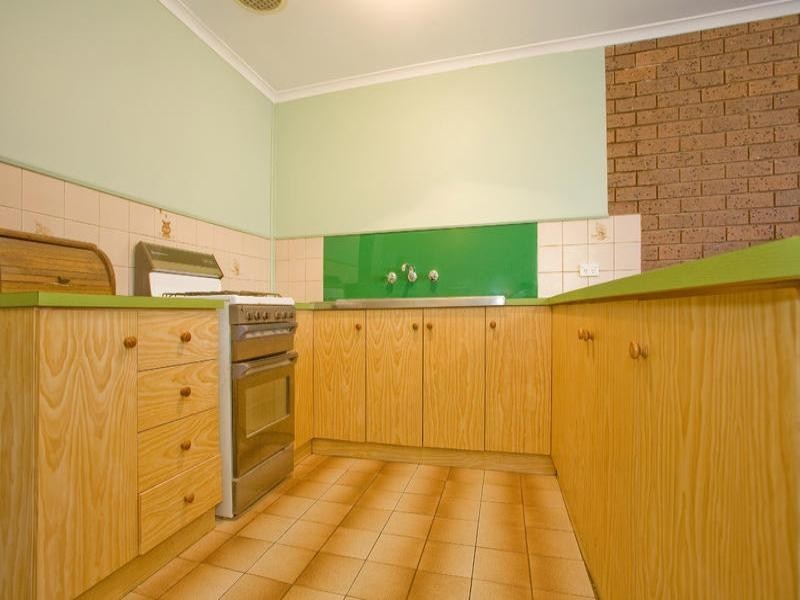 Unit 9/14 Brunel Close, Lara VIC 3212
