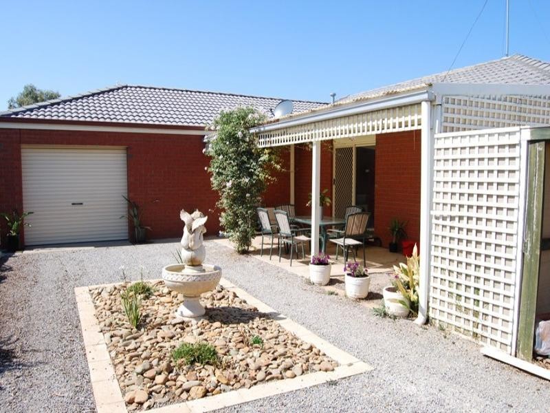 15 Lipson Drive, Lara VIC 3212