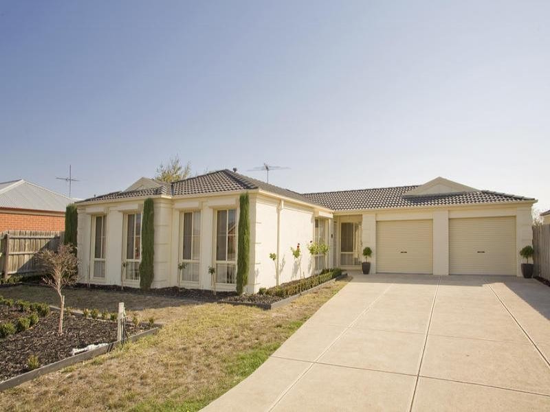 4 Wisteria Court, Lara VIC 3212