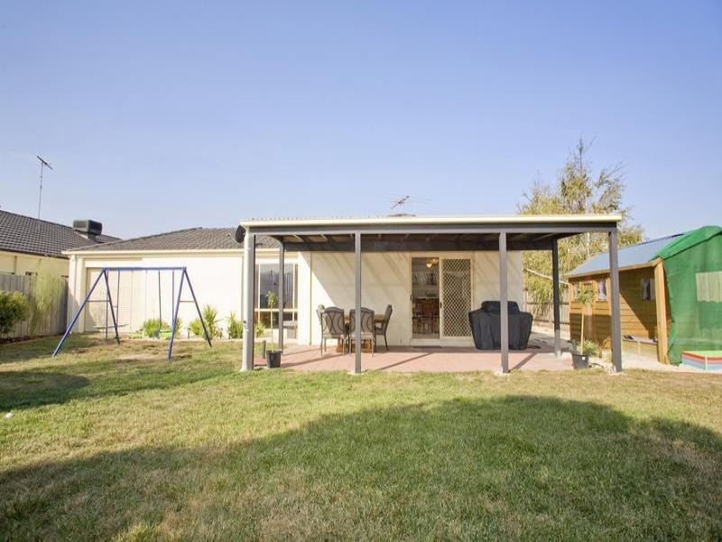4 Wisteria Court, Lara VIC 3212