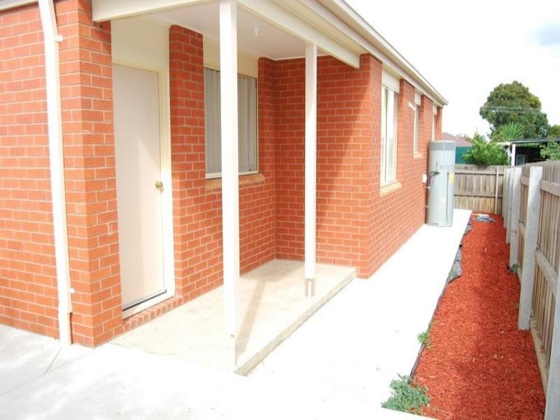 Unit 2/3 Dunloe Avenue, Norlane VIC 3214