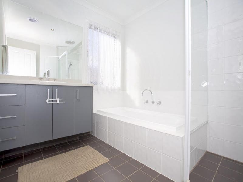 6 Perilla Court, Corio VIC 3214