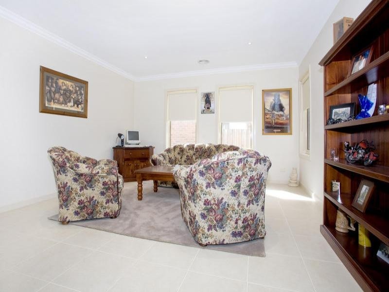 6 Kahrmann Court, Lara VIC 3212