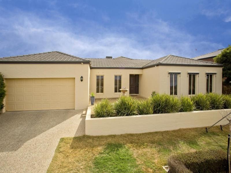 59 Lakeside Boulevard, Lara VIC 3212