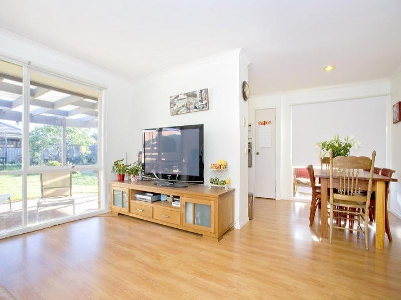 14 Kantara Crescent, Lara VIC 3212
