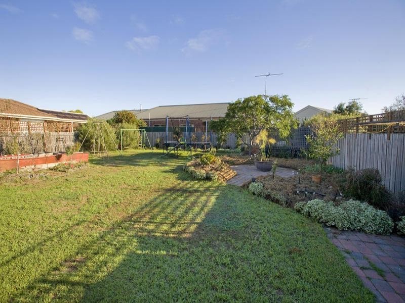 14 Kantara Crescent, Lara VIC 3212