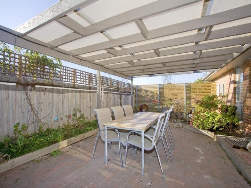 14 Kantara Crescent, Lara VIC 3212