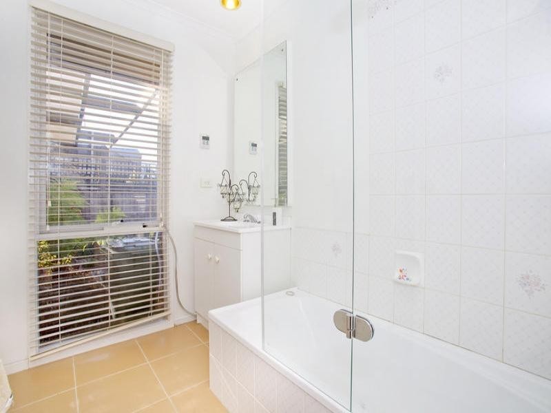 14 Kantara Crescent, Lara VIC 3212