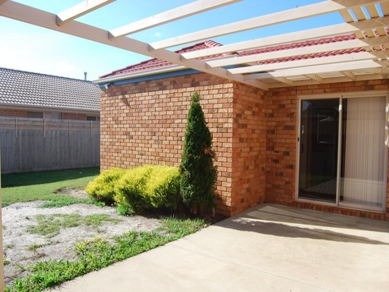 54 Blackbird Circuit, Lara VIC 3212