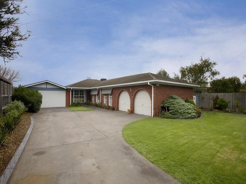 3 Swan Street, Lara VIC 3212