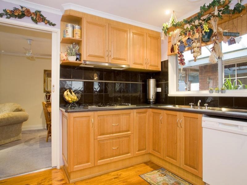 3 Swan Street, Lara VIC 3212