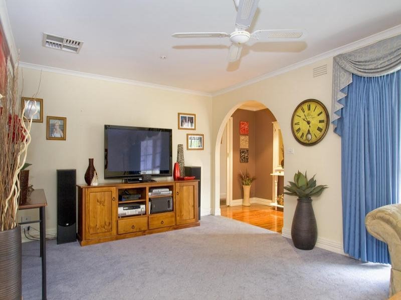 3 Swan Street, Lara VIC 3212