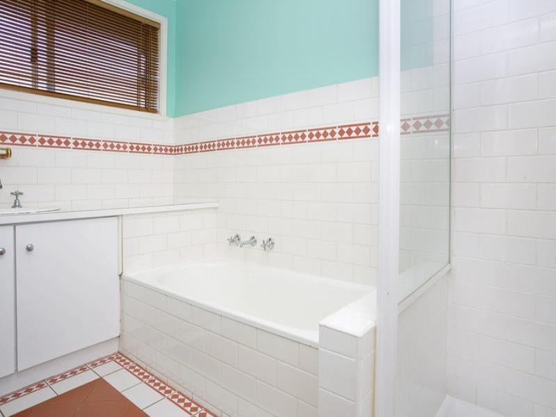 3 Swan Street, Lara VIC 3212