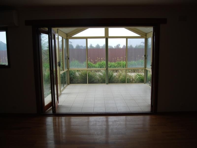 10 Frys Road, Lara VIC 3212