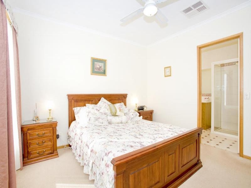 31 Pineview Court, Lara VIC 3212