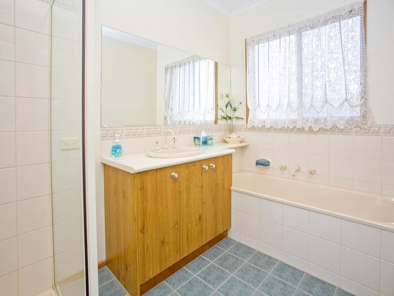 31 Pineview Court, Lara VIC 3212