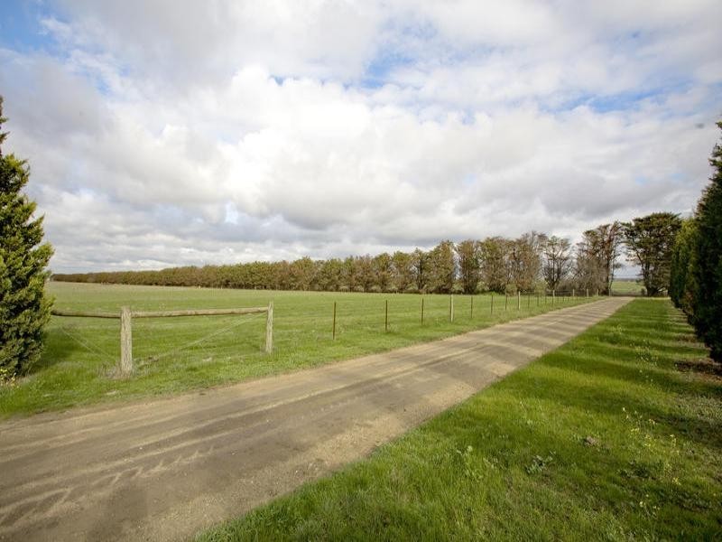 500 Evans Road, Lovely Banks VIC 3221